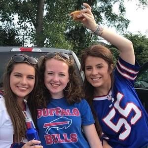 Meet your Posher, Jillian